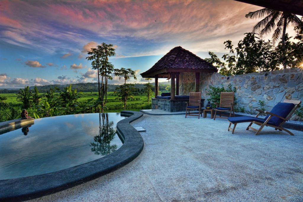 Villa Blue Steps Yogyakarta Exterior photo