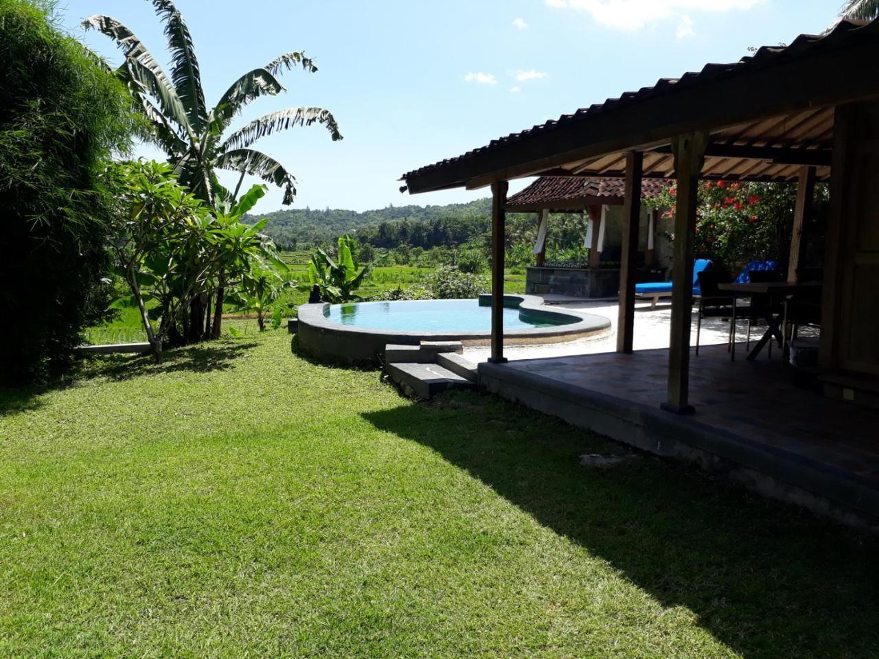 Villa Blue Steps Yogyakarta Exterior photo